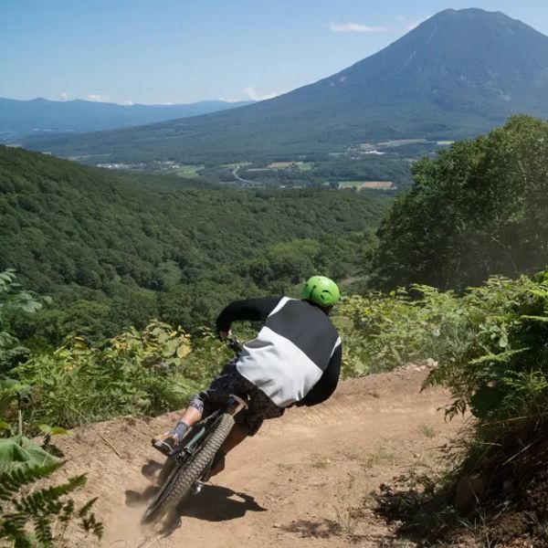 日本最高のマウンテンバイクトレイルを探る
